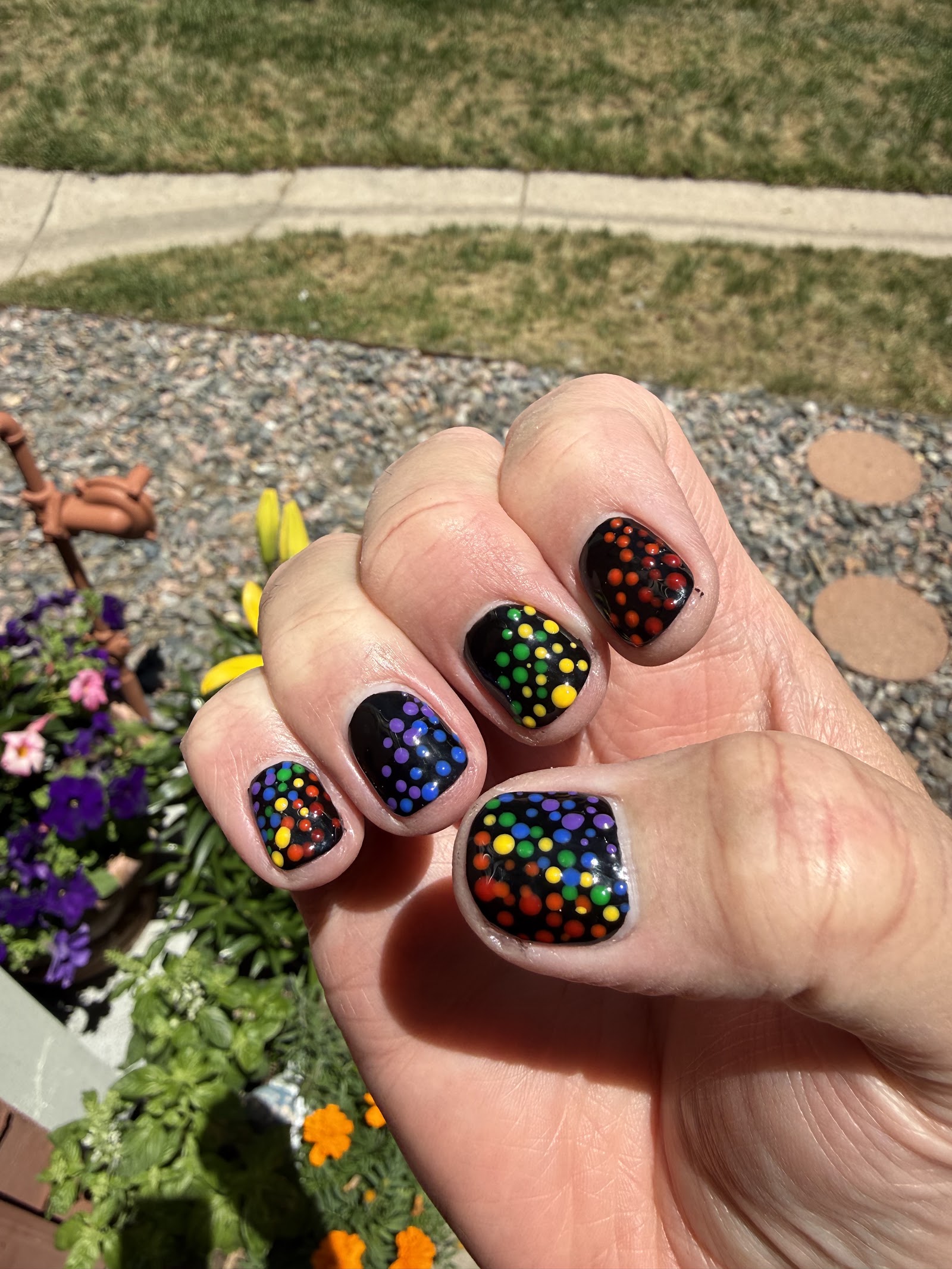 Coal Mine Nails & Spa nail photo 3